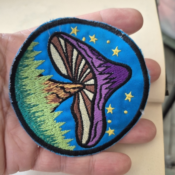 Colorful Mushroom Embroidered Patch - Picture 6 of 6